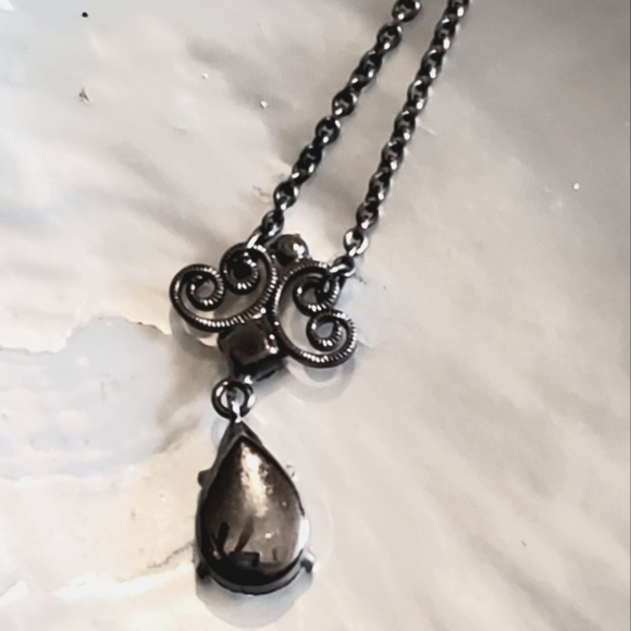 Carolee rhinestone necklace - Picture 4 of 5